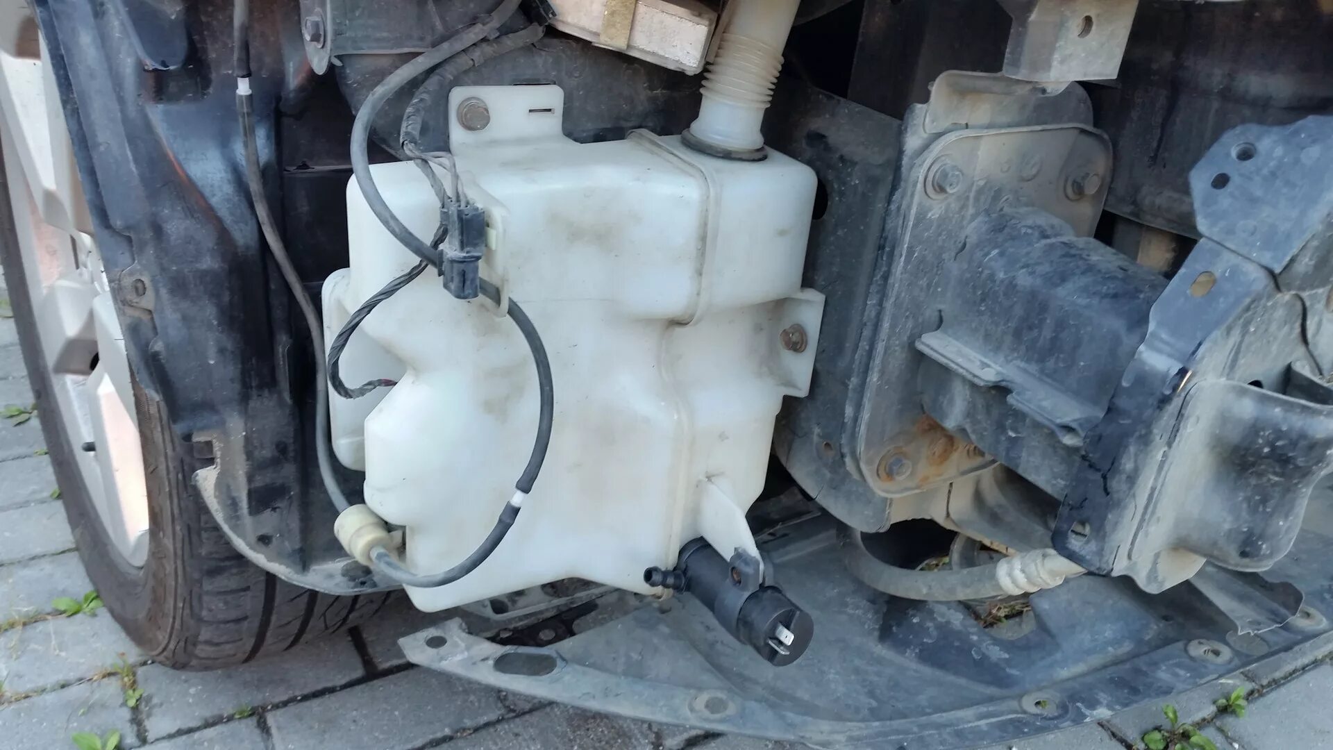 6R0955453 бачёк омывателей skoda rapid купить бу Z20860612 - iZAP24