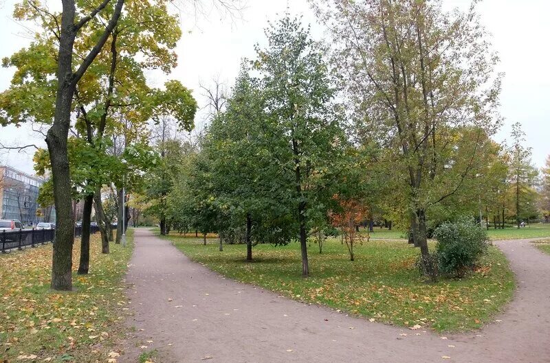 Санкт петербург вяземский. Вяземский сад в Санкт-Петербурге. Вяземский сад СПБ. Калужский сквер Санкт-Петербург. Вяземский садик Песочная набережная.