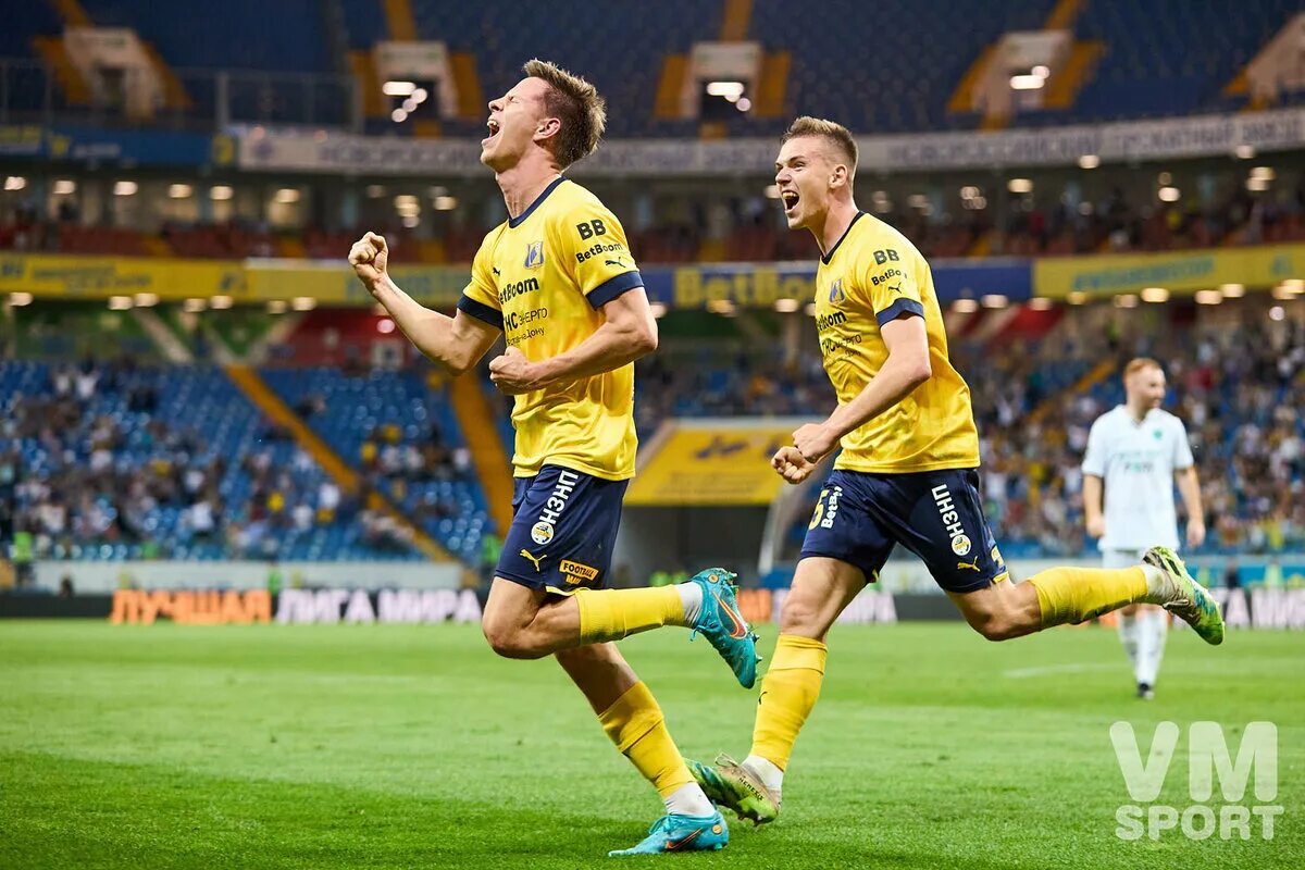 Кэнто хасимото фк ростов. Ахмат - ростов 2021 фото. Игроки фк ростов 2021-2022. Матч ростов ахмат. Ахмат футбол 2021.