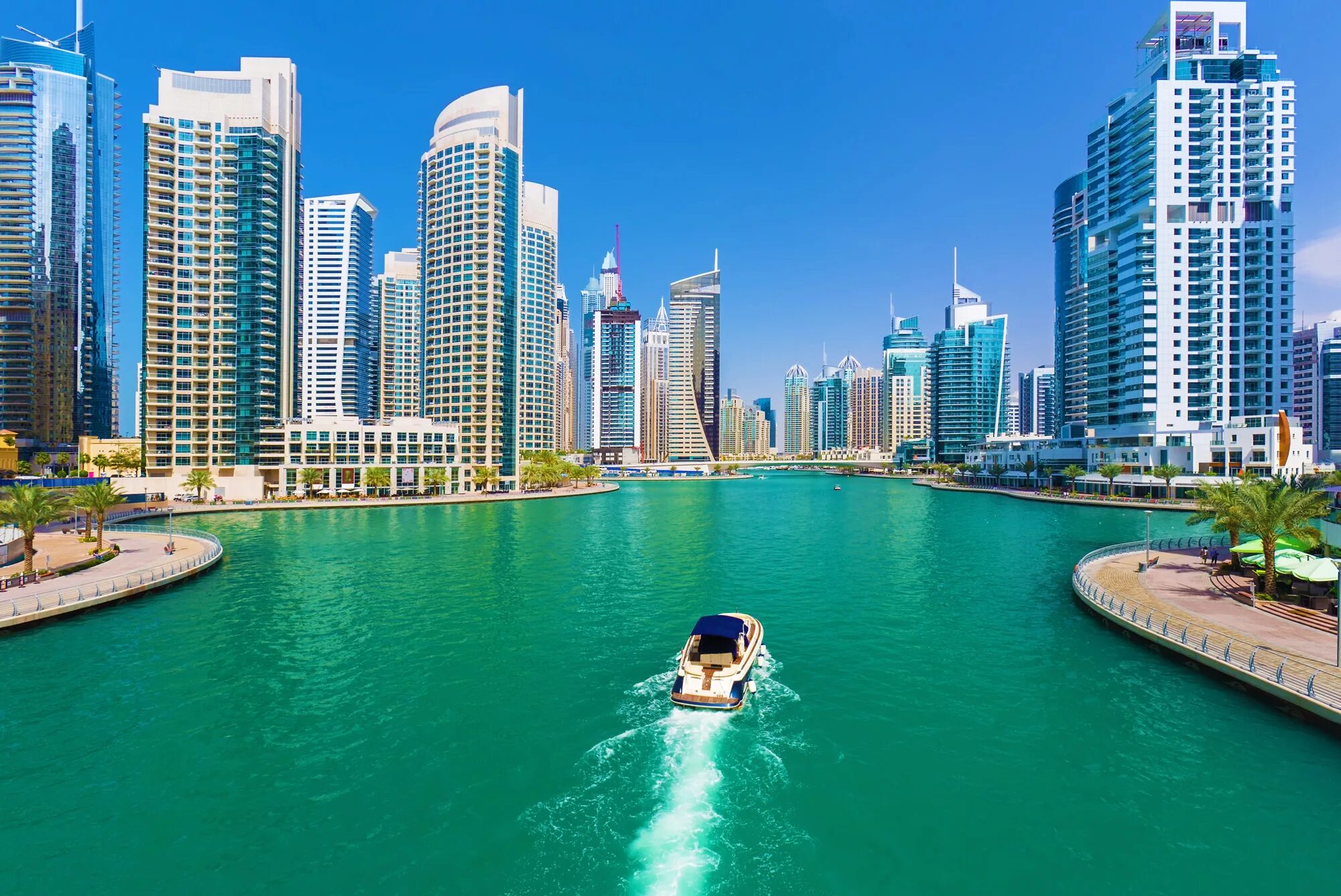 Где лучшее море в оаэ. Арабские эмираты дубай. Пляж джумейра в дубае. Мовенпик дубай пальма. Кристина светаш дубай.