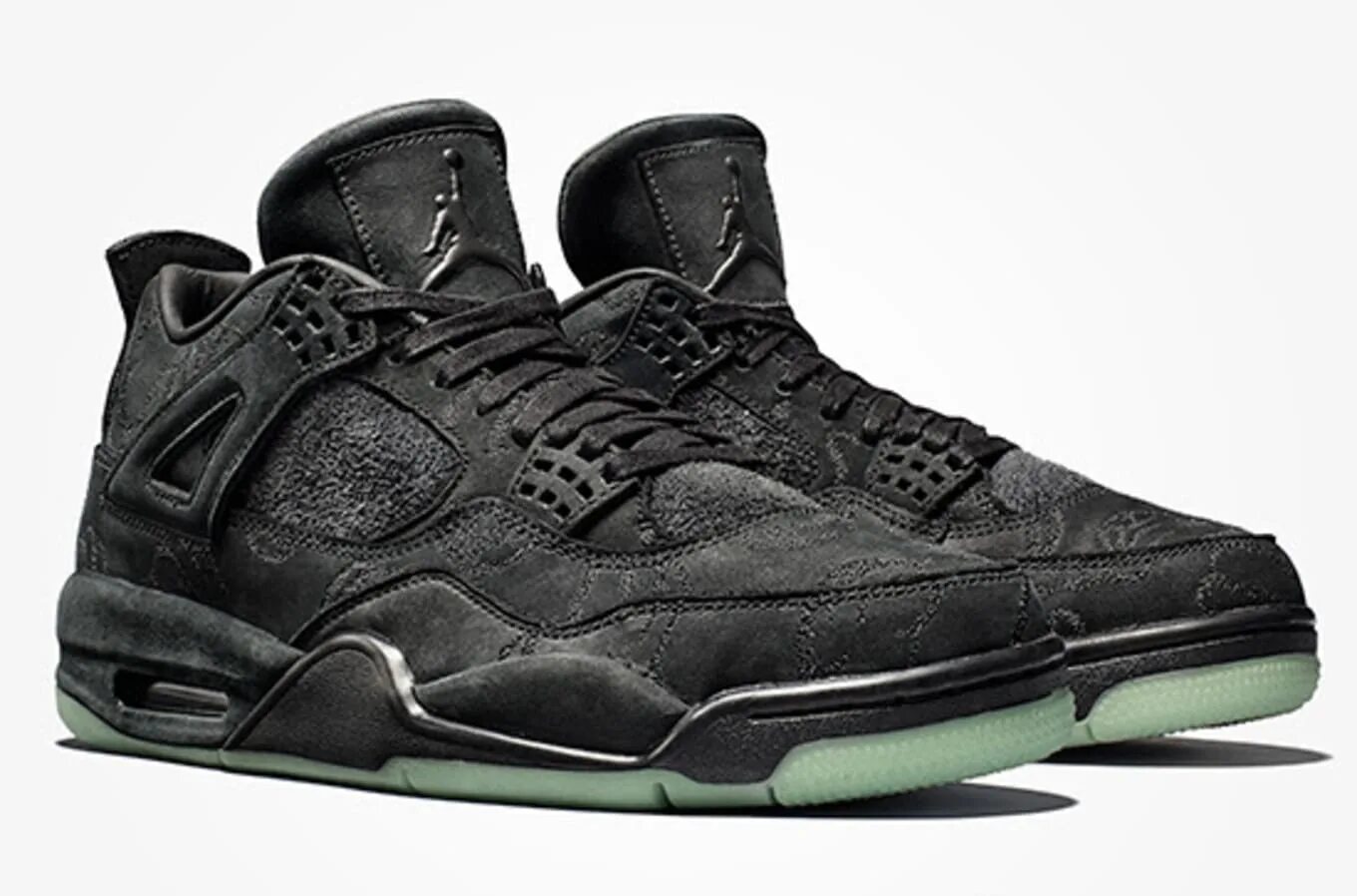 Nike air jordan 4 retro kaws