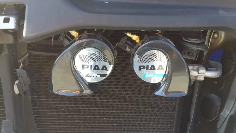 Bass horn. PIAA Bass Horn 330hz 400hz. Звуковой сигнал PIAA Superior Bass Horn ho-9. PIAA сигналы. PIAA клаксон.