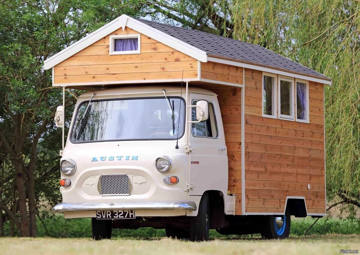 Домашний автомобиль. Автодом tiny House. Автодом Camper 1990. Автодом кемпер снаружи. Деревянный дом на колесах.