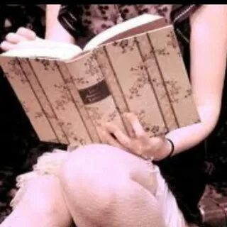 Jane reads books