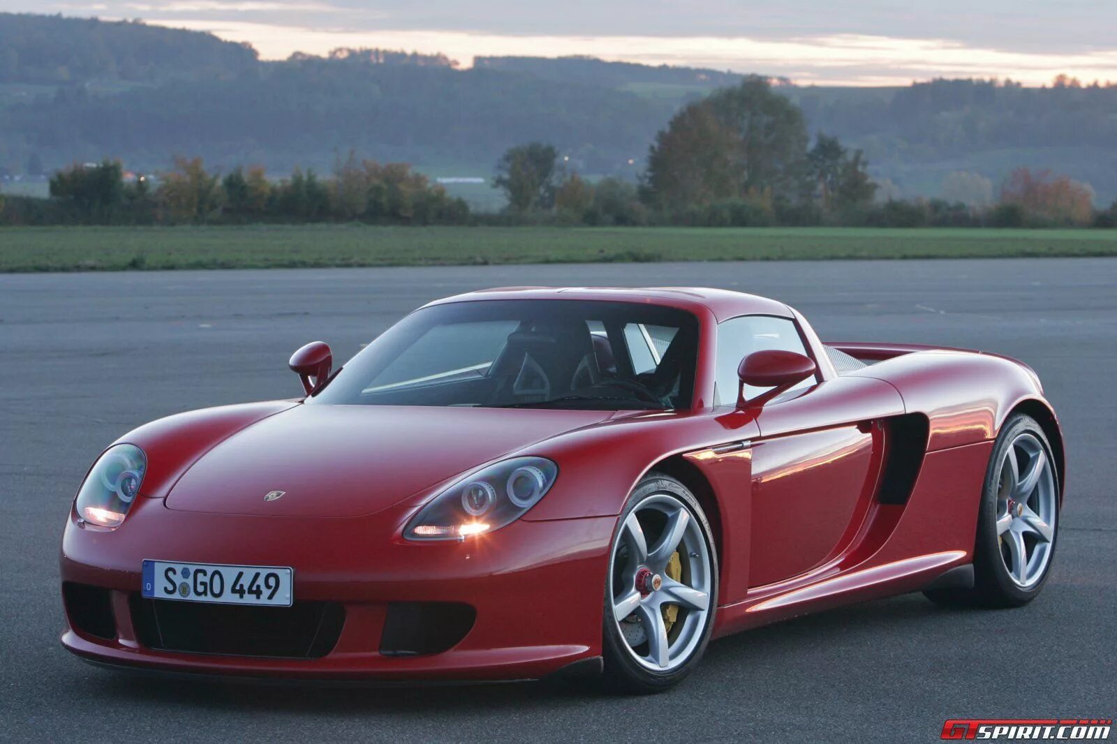 Porsche carrera gt. Каррера джи. Porsche carrera gt red. Порше каррера gt 2. Порше каррера gt 2013.