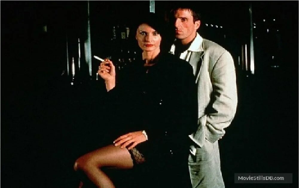 Соблазнение 2. Последний соблазн. Женщина соблазняет мужчину. Джоан северанс the last seduction. Мор5 соблазна.