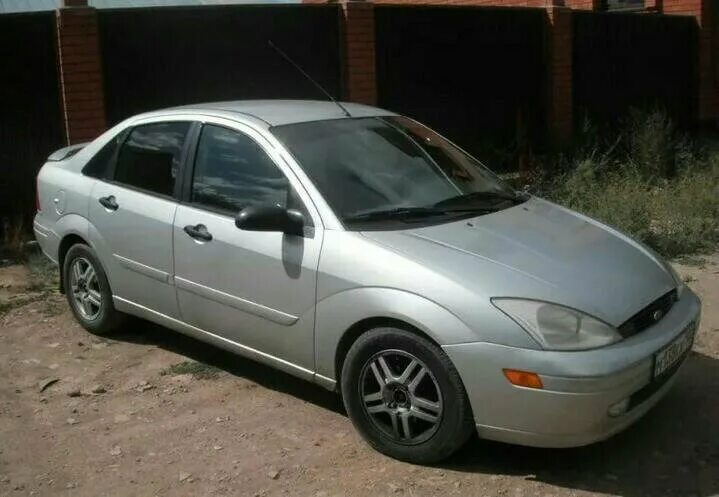 Ford Focus 2000. Форд фокус 2000 2.0 автомат. Форд фокус 1 седан 2000 год. Форд фокус 1 2000г. Купить форд фокус 2000