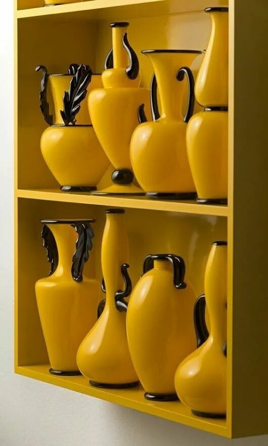 5 предметов желтого цвета. Желтые вещи. Предметы интерьера желтого цвета. Желтый предмет декора в интерьере. Желтые вещи для интерьера.