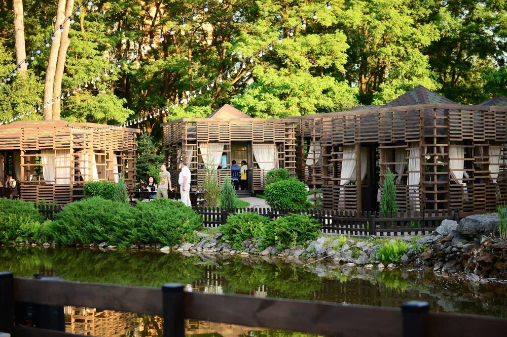 Форест клаб. Маслово форест клаб. Форест клаб. Багряная ул. Форест клаб.