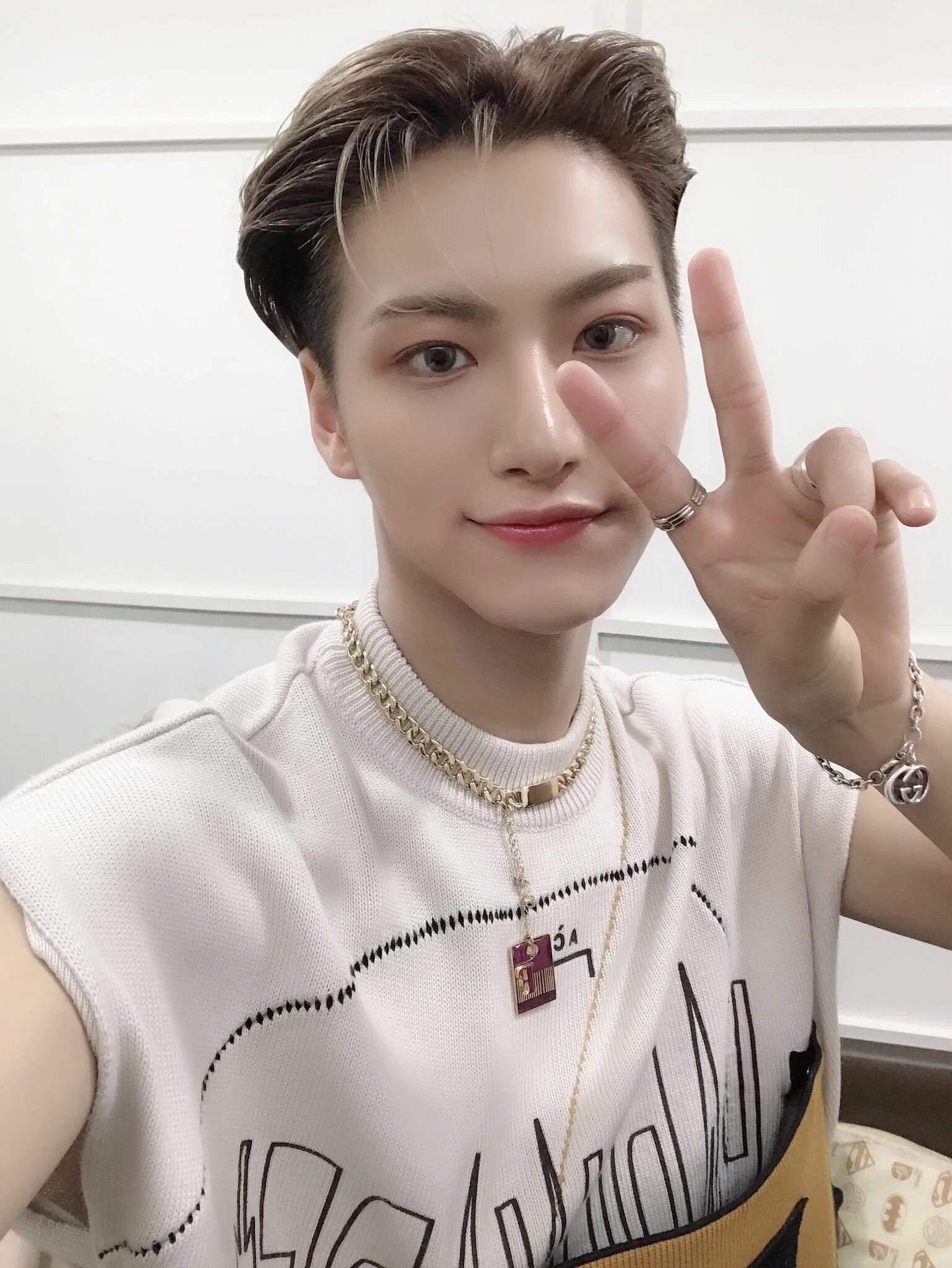 Пак СОНХВА ATEEZ. ATEEZ Seonghwa. Группа ATEEZ СОНХВА. Park Seonghwa ATEEZ. Сонхва эйтиз