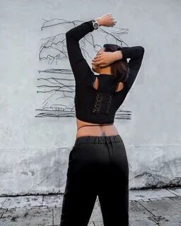 Onam qattiq porno oglini sikadi