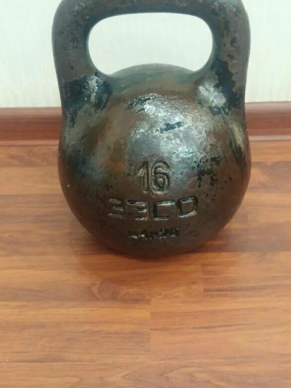 Гора гиря. Гиря 16 кг зэсо. гиря 24 зэсо. гиря зэсо 16 24 32. гиря 50 кг зэсо.