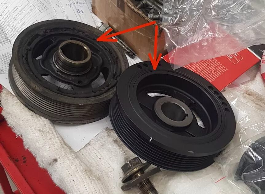 Шкив-демпфер коленвала 4d56. Шкив коленвала 2110 8. 4. Демпферный шкив. Демпферный шкив.