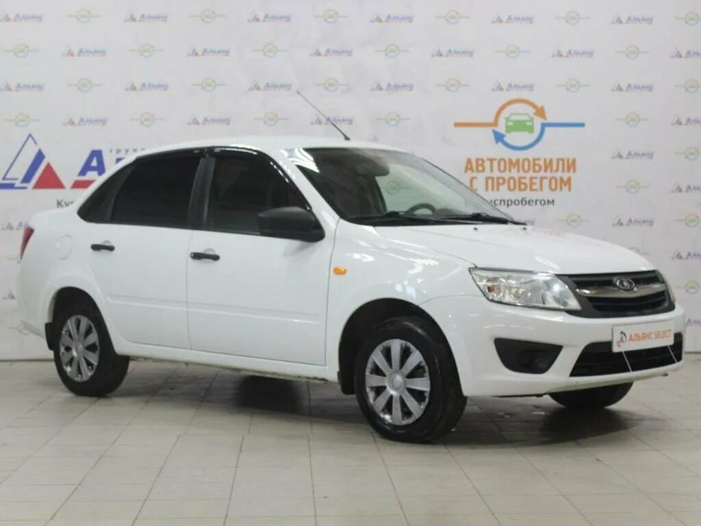 лада гранта волжский лада. гранта. лада гранта стандарт серебристая. машина тойота гранта белая. магазин для лады гранты.