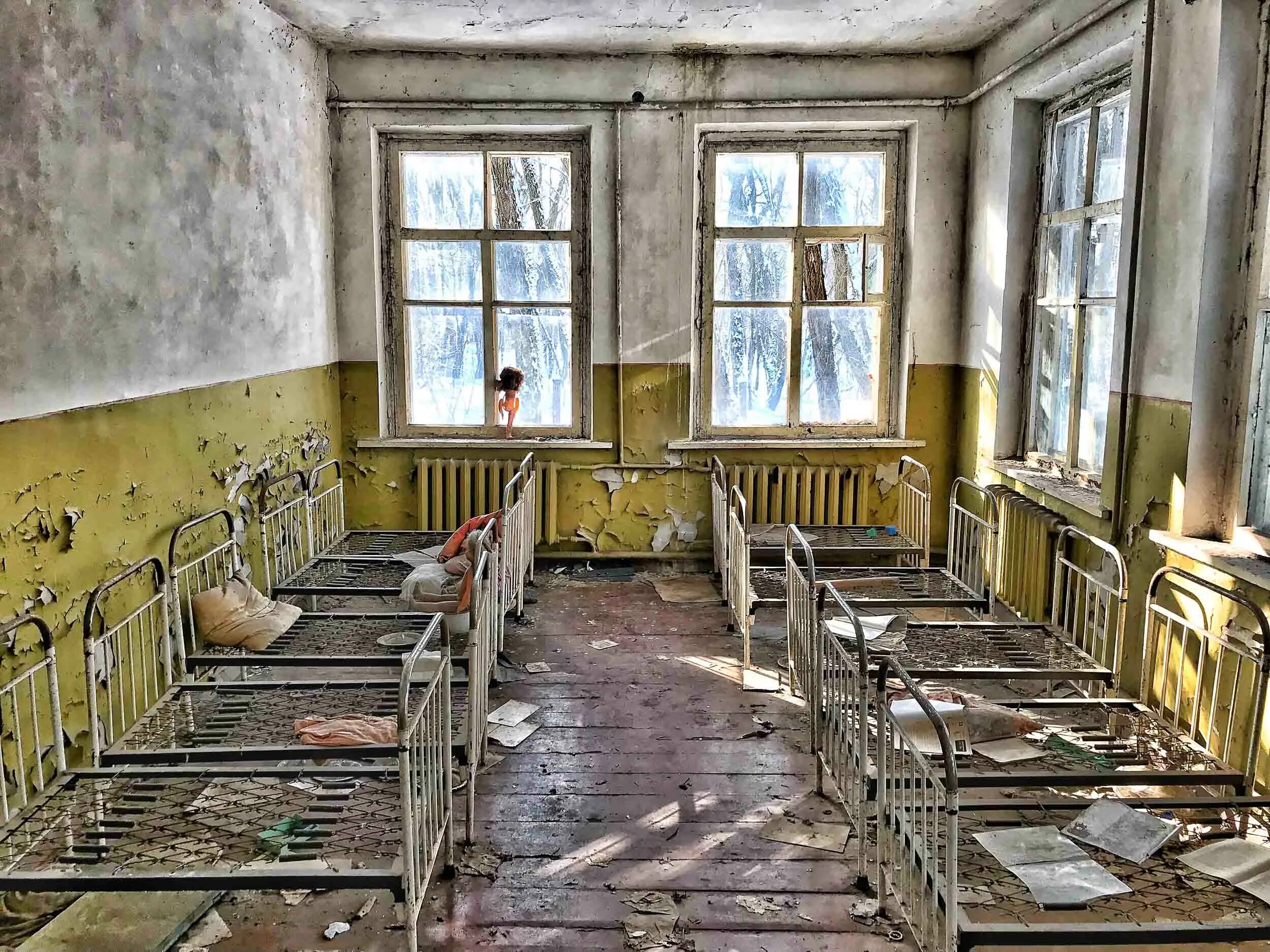 Через сколько лет можно в чернобыль