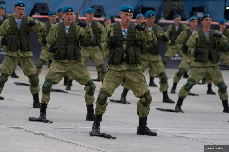 Разведка вдв 76 дшд. 76 десант. 76 десант. Вдв псков десант. 76 десант.