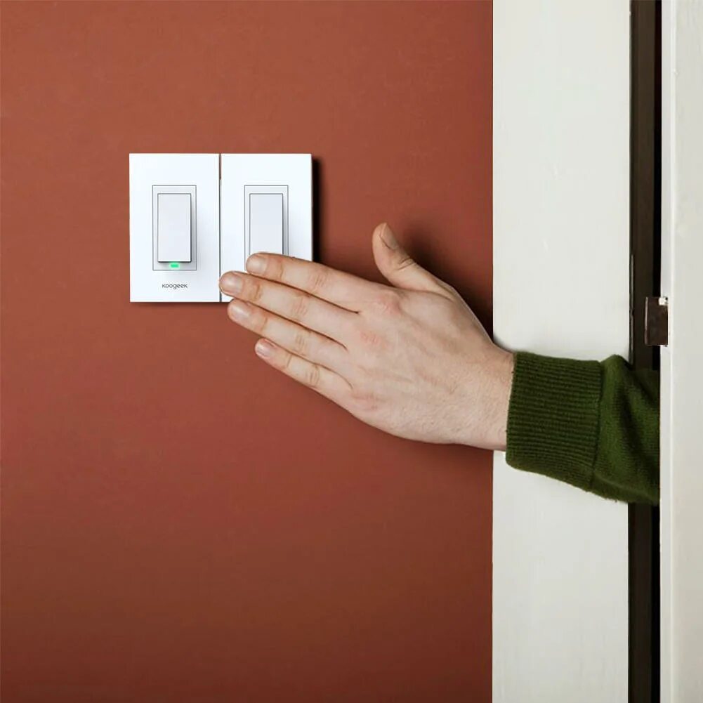 Мастер выключатель двухполюсного модульного контактора 220в. Схема подключения импульсного выключателя. Схема подключения импульсного реле. Мастер выключатель схема подключения через контактор. Мастер выключатель света.