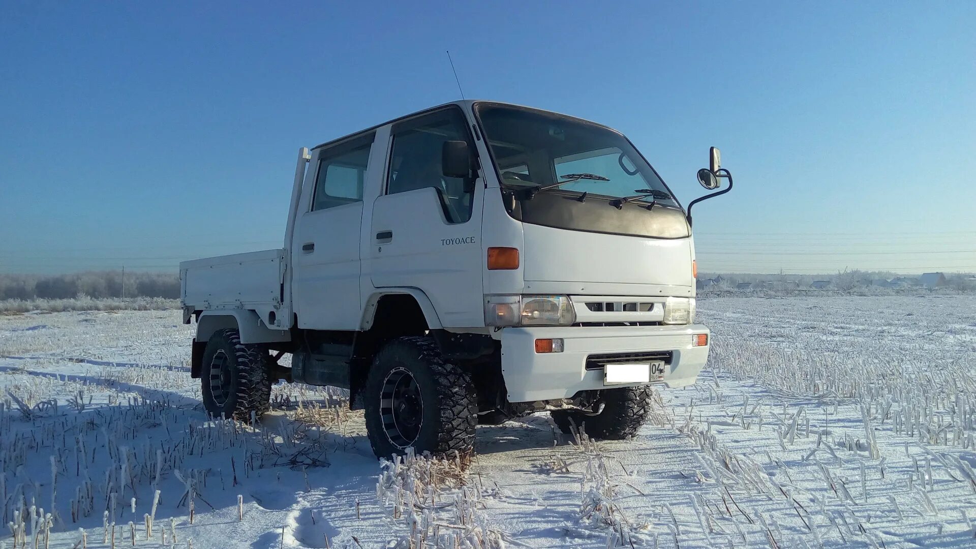 Тойота тойоайс грузовик. Тойота Дюна 4х4. Toyota Dyna 4wd. Тойота Дюна 4 ВД. Nissan Atlas 4wd.