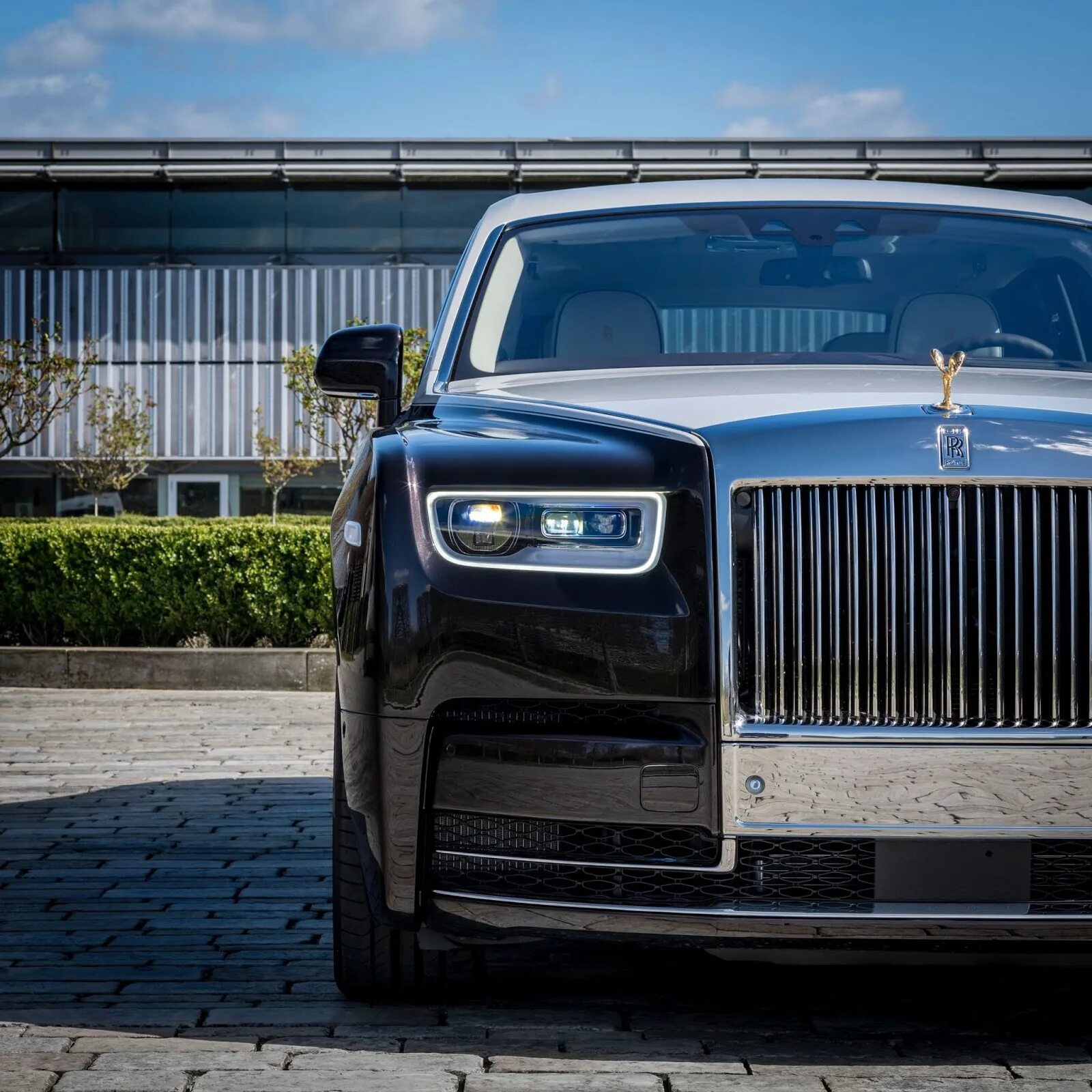 Автомобиль rolls royce. Роллс Ройс Фантом. Машина Rolls Royce Phantom. Роллс Ройс Фантом 2019. Роллс Ройс Фантом 6.