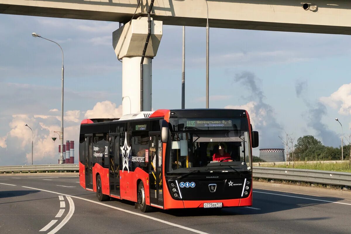 Автобус 1195 шереметьево. Нефаз-5299-40-52. автобус нефаз 5299 40 52. нефаз-5299-40-52 маршрут 569. нефаз-5299-40-52 кабина водилы.