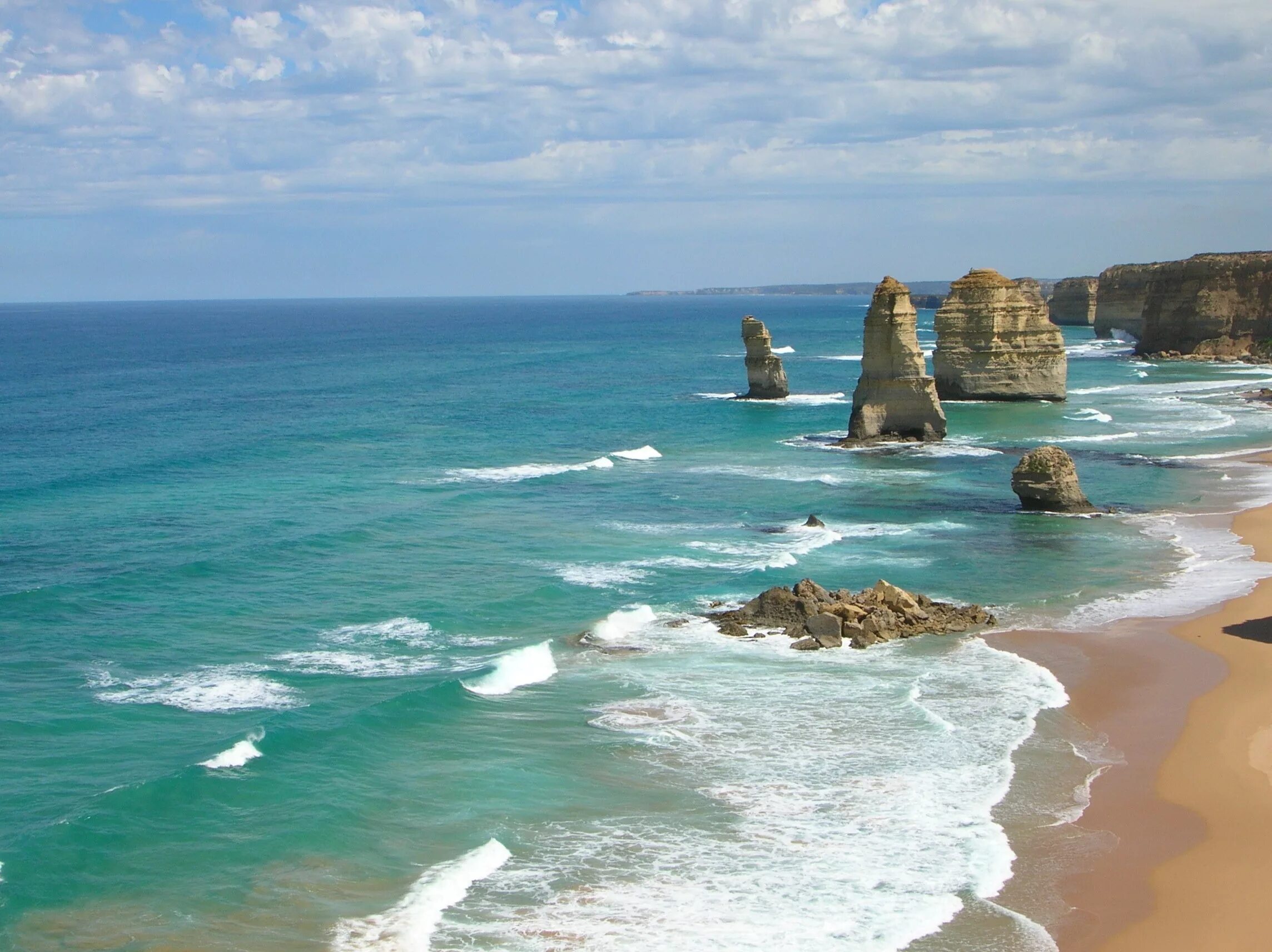 Индийский океан. Острава индийского океана. Мыс игольный юар. Берег индийского океана. Леморн брабант, остров маврикий.