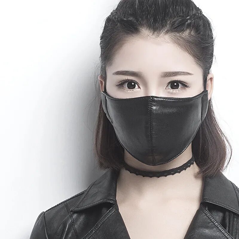 Корейская черная маска. Маска с кляпом. Кожаная полумаска для лица. Кожаная маска с кляпом. Азиатские маски.