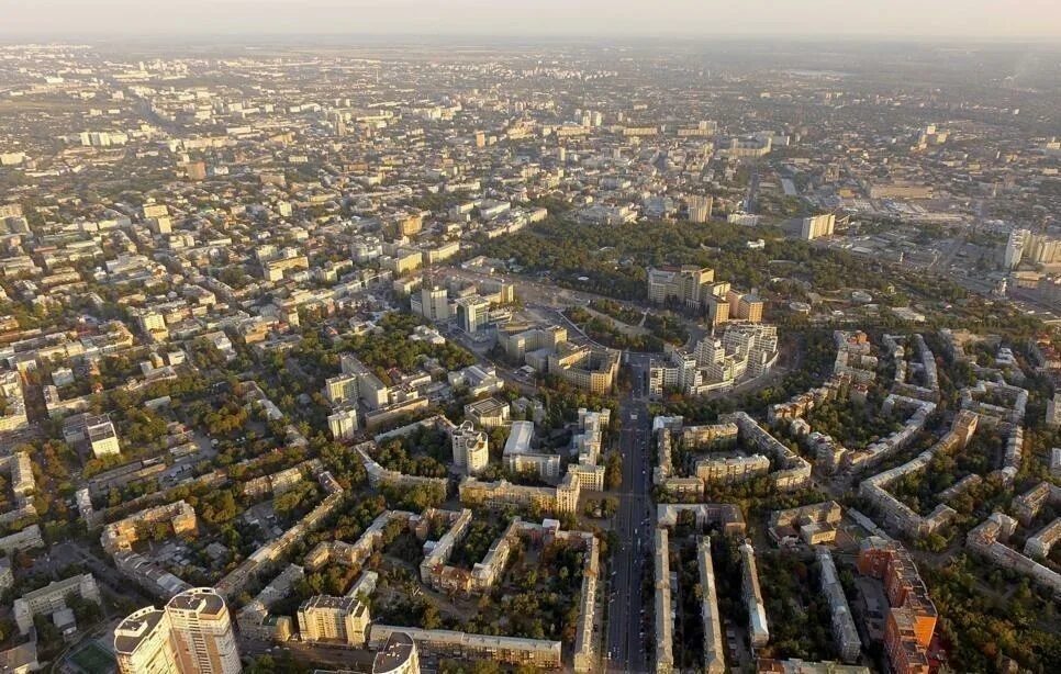 Город Купянск Харьковская область. Харьков. Харьков Харьковский район. Обстрел Купянска. Жители харькова покидают город