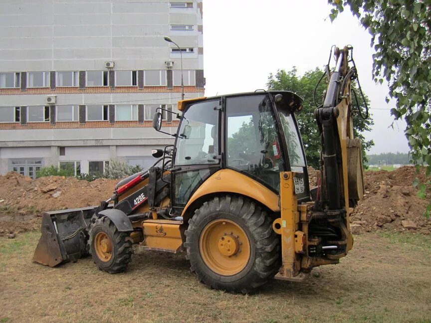 Продажа экскаваторов погрузчиков б у. Экскаватор погрузчик ЛТЗ. Трактор экскаватор cl20. Экскаватор погрузчик 505. Санни трактор экскаватор погрузчик.