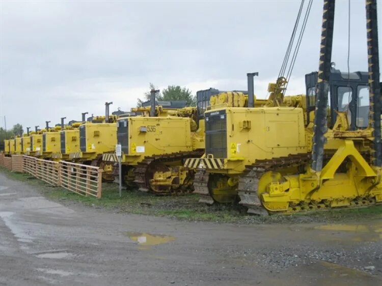 Komatsu d355c. Трубоукладчик komatsu d355. трубоукладчик komatsu d355c-3. кран трубоукладчик komatsu d355с. komatsu трубоукладчик д 5355.
