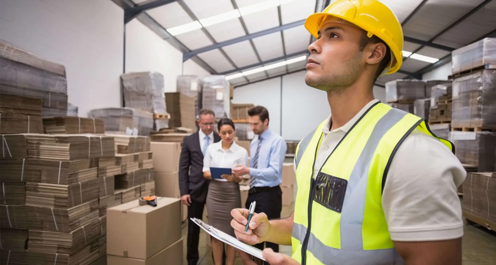 Кладовщик на складе. Подработка москва склады. Разнорабочий на склад. Подработка москва склады. Сборщик продукции.