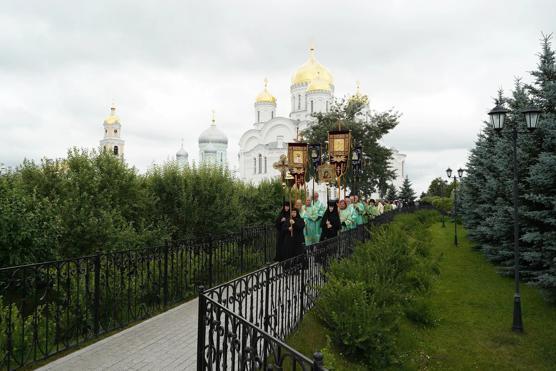 Дивеево сегодня в контакте. Серафимо-Дивеевский монастырь.