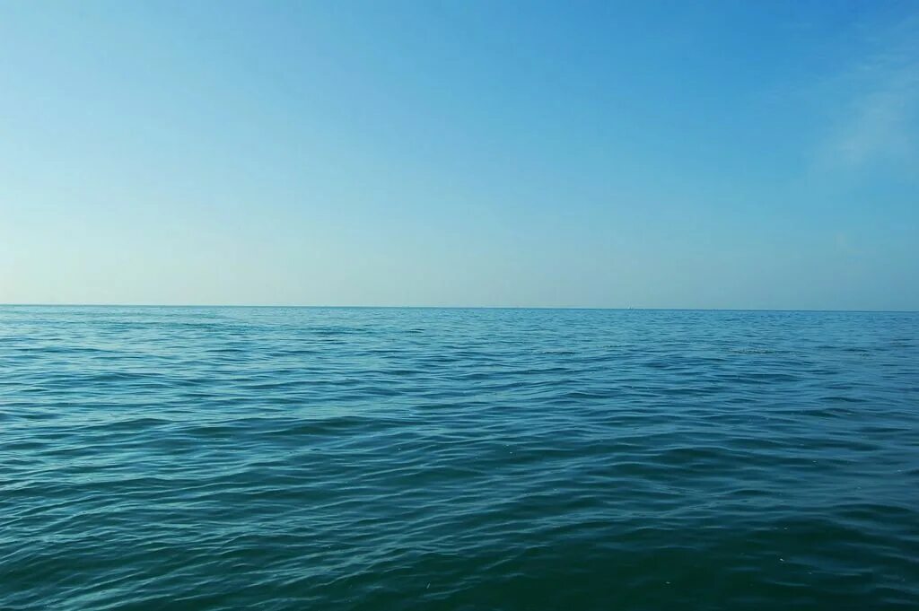 Рябь на воде текстура. Блики на воде. Солнечная рябь на воде. Рябь на воде. Море водная гладь.