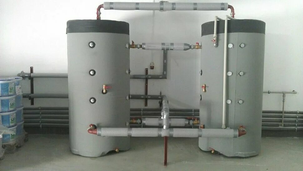 Буферная емкость майбес. Буферная емкость на 110квм. Буферная ёмкость parpol t 200. Котёл твёрдотопливный длительного горения с теплоаккумулятором. Схемы монтажа твердотопливного котла с теплоаккумулятором.