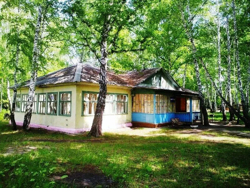 Турбаза дикий урал красноуфимск. Турбаза урал. База урал увильды трехгорный. Иткуль база отдыха. База урал увильды трехгорный.