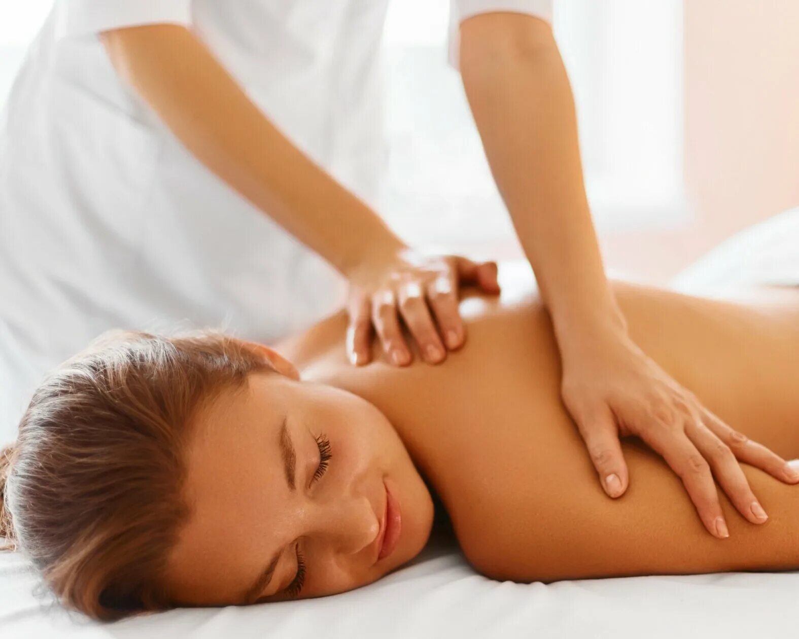 Massage most. Классический массаж. Массаж спины. Общий массаж тела. Общий классический массаж.