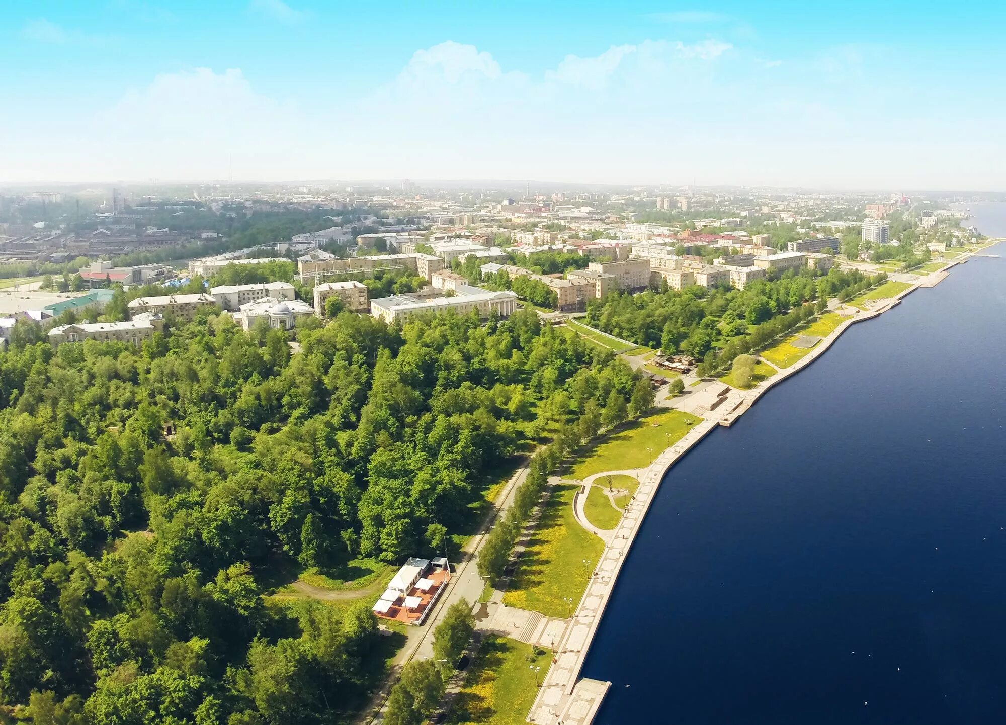 Петрозаводск. Г Петрозаводск Республика Карелия. Республика Карелия столица — город Петрозаводск. Петрозаводск центр города. Купить в петрозаводске сегодня