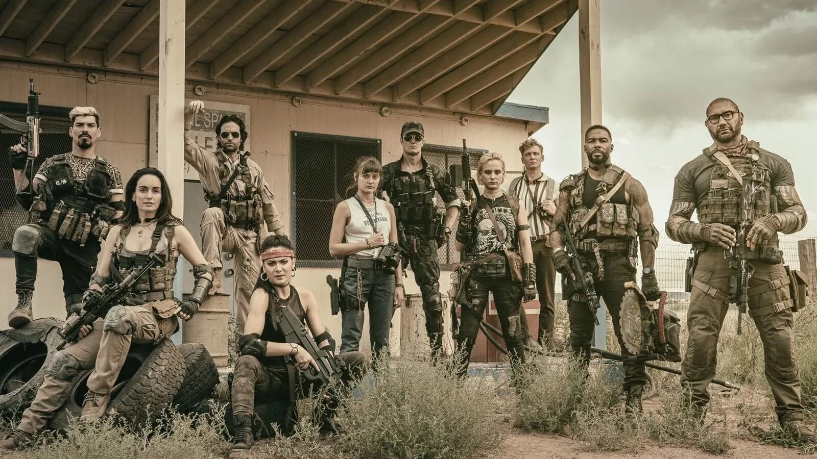Army of me. Army of the Dead 2021. Зак Снайдер фильм про зомби 2021. Армия мертвецов Зака Снайдера. Солдаты-зомби сериал 2021.