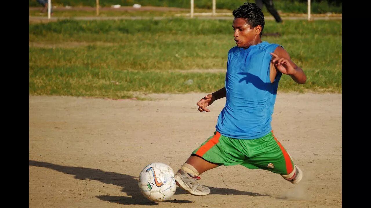 Man playing Football. He is playing Football. Bangladesh Football Player. Что нибудь футбольное. Without player