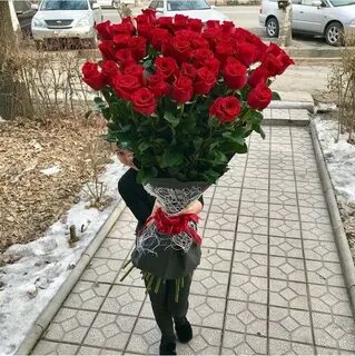 Большие высокие розы