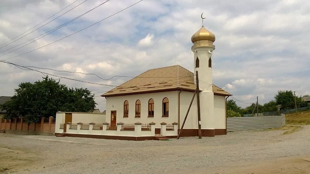 Село Кизляр Моздокского района. Село Кизляр Северная Осетия. Северная Осетия Алания Кизляр мечеть. Мечеть село Кизляр.