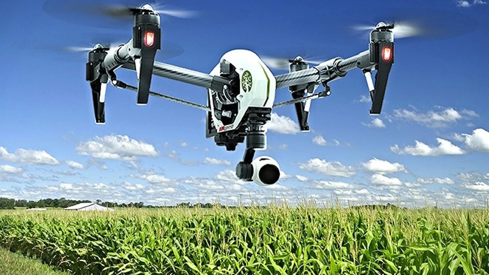 Какие фирмы внедряют мультикоптеры в сельское хозяйство. Дроны в сельском хозяйстве. Роботы в сельском хозяйстве. БПЛА В сельском хозяйстве. Квадрокоптер в сельском хозяйстве.