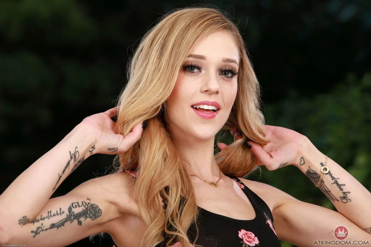 Kali roses vr. Кали роуз. Кали роуз. Кали роуз 2021. Кали роуз инстаграмм.