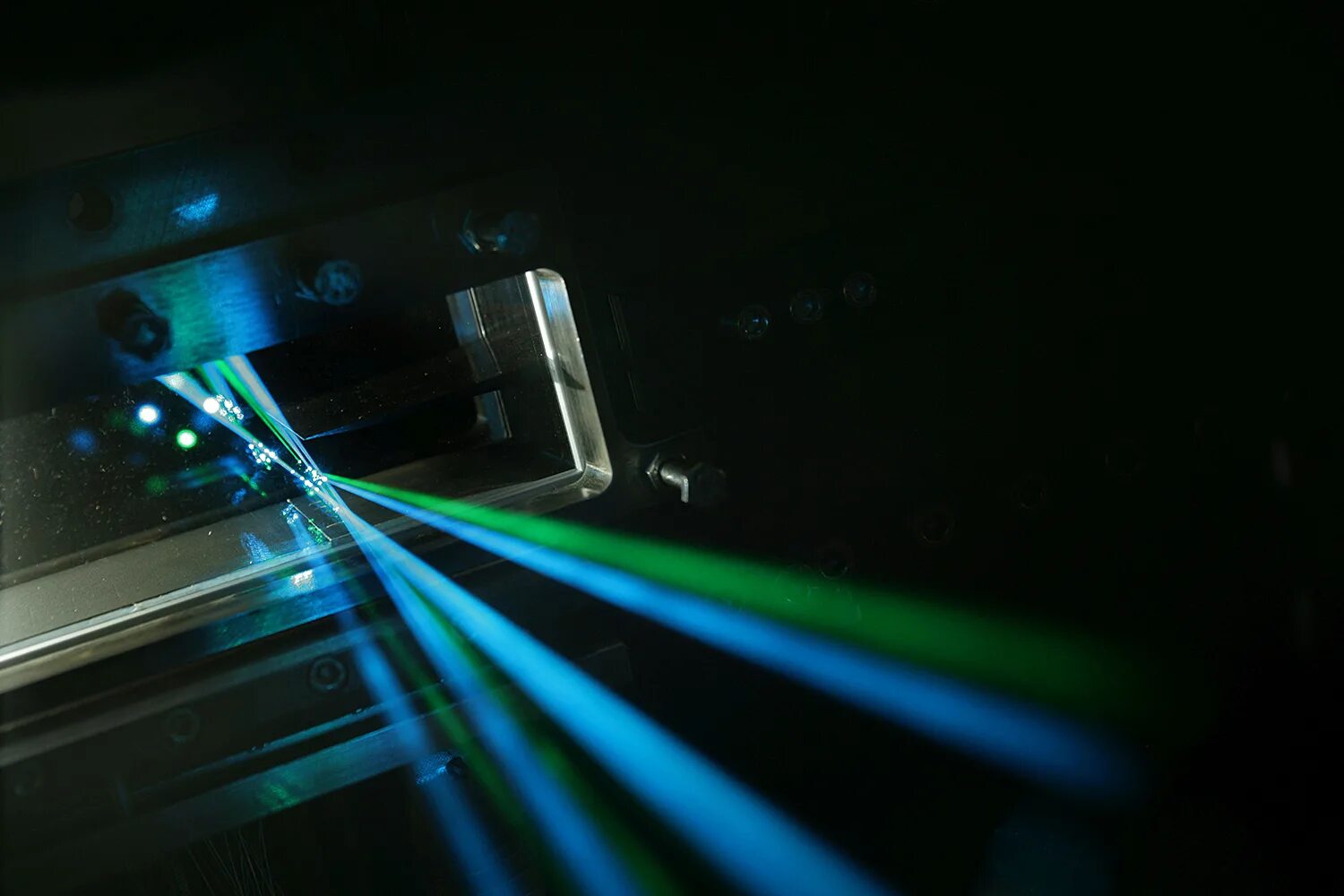 Проекционная инфракрасная клавиатура. Laser computer. Компьютер цвет новый. Laser computer. Laser computer.