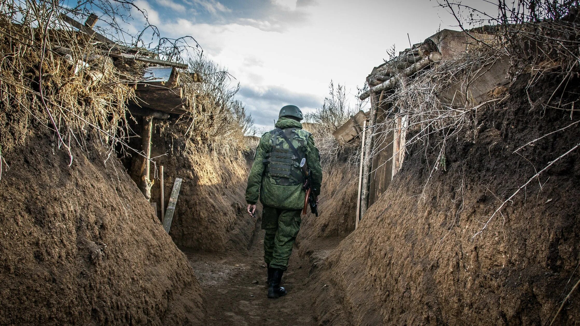 Ополченцы в окопах Донбасса. Эшелонированная оборона Украины на Донбассе. Последние новости военные донбасса сегодня