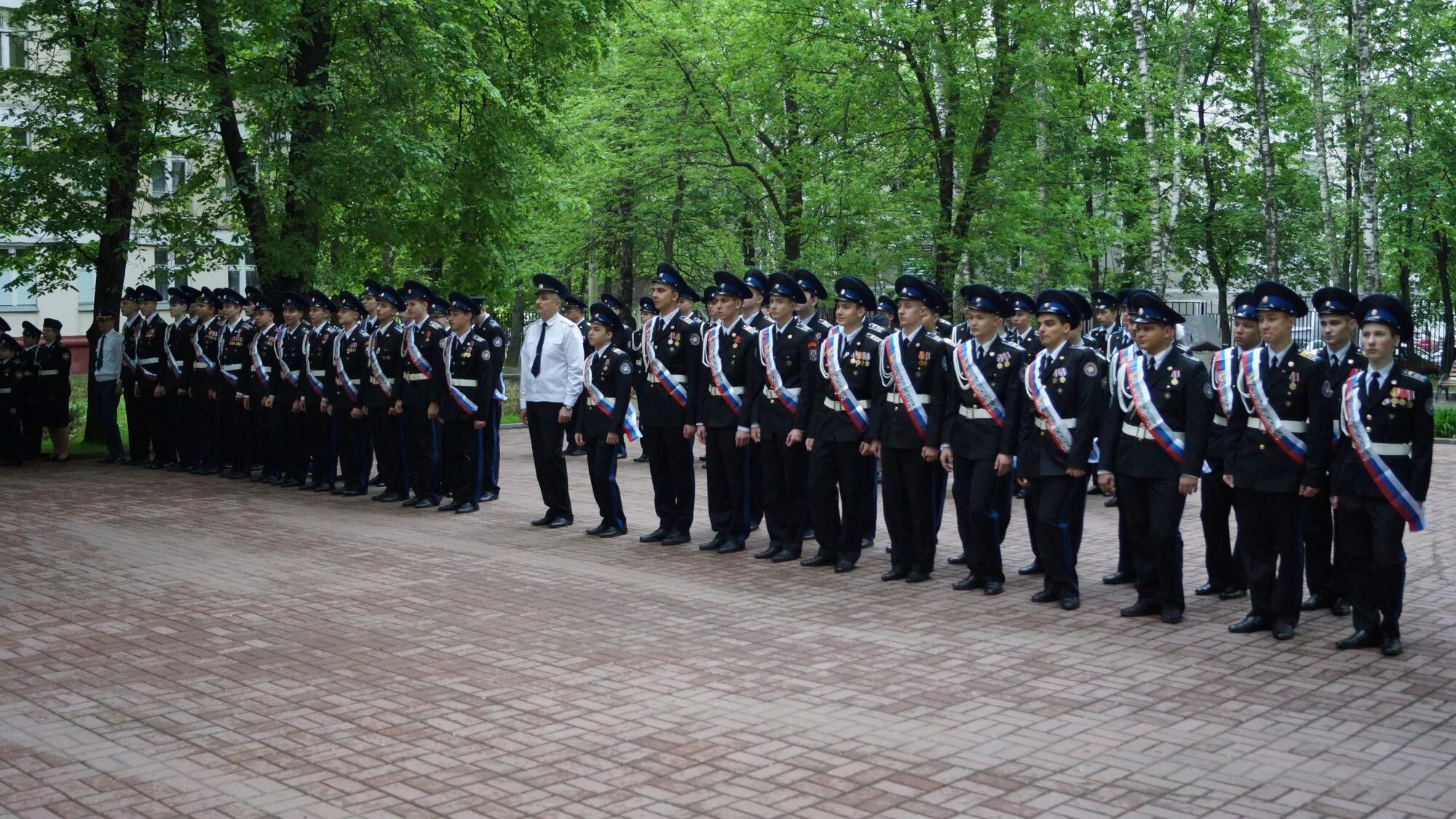 Московские кадетские школы интернат. 2 Московский кадетский корпус имени Максимчука. Московский кадетский корпус МЧС. Московский дипломатический кадетский корпус выпуск 2021. Кадеты выпуск Москва.