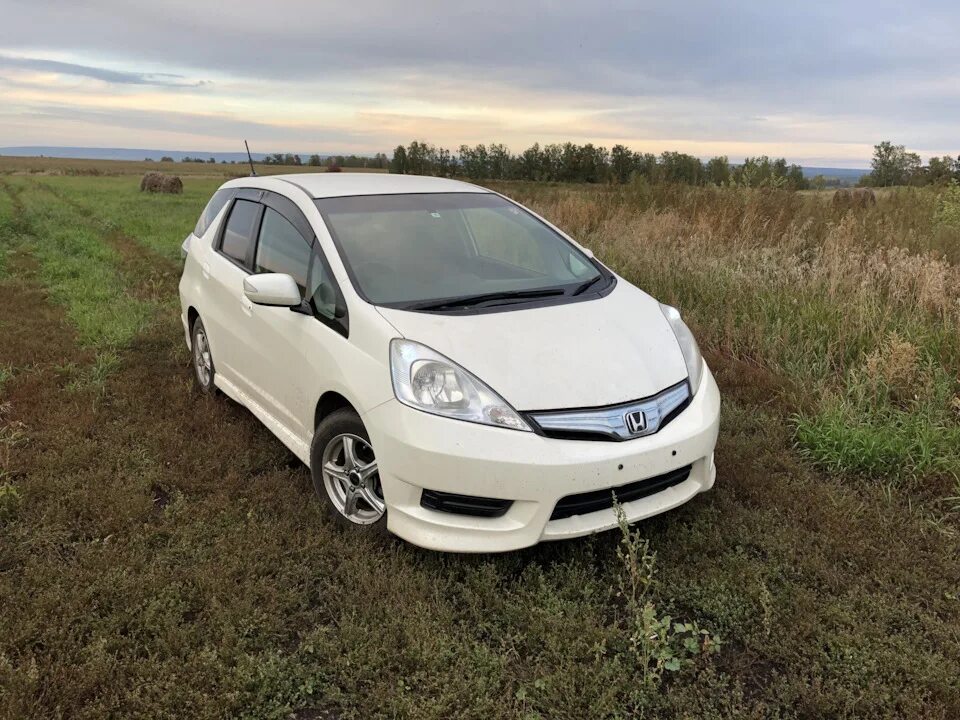 Honda Fit 2013 Hybrid. Honda Fit Shuttle Hybrid. Honda Fit Shuttle Hybrid 2011. Honda Fit Shuttle Hybrid 2013.