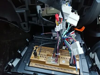 Установка магнитолы nissan