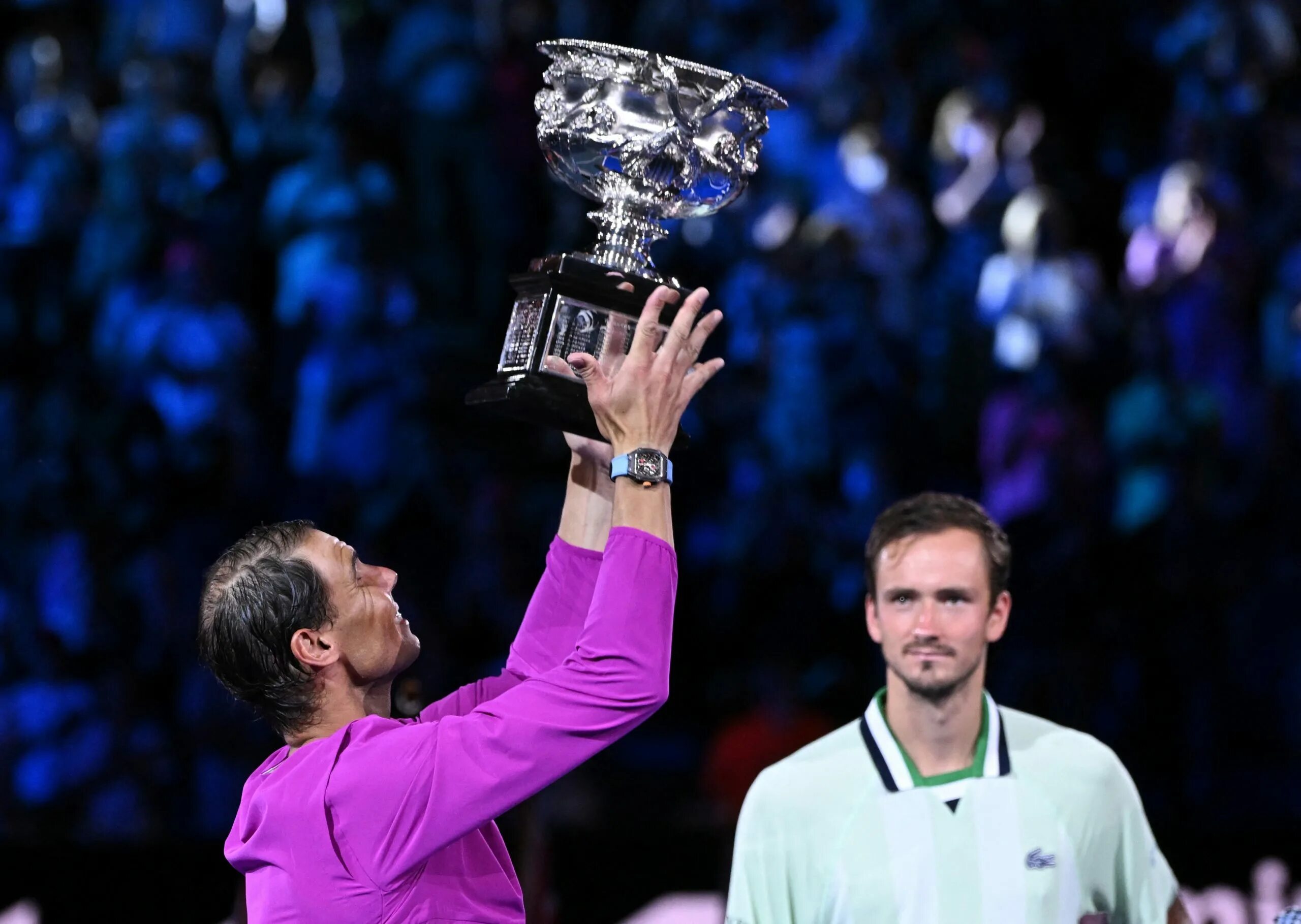 Награды финала. Надаль Медведев 2022. Медведев Надаль Австралия 2022. Australian open 2022.