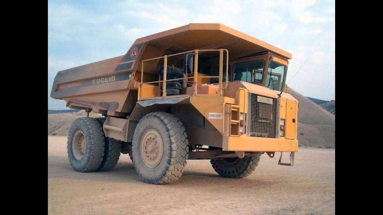 Euclid flex. Хитачи юклид. euclid грузовик. volvo euclid r130. юклид карьерный самосвал.