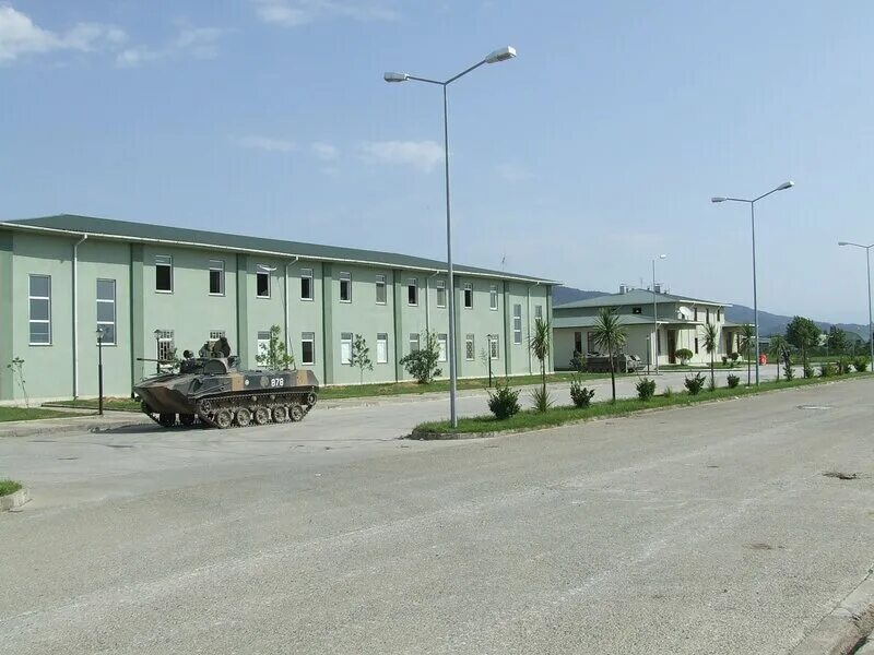 Армейский баз. Военная база Сенаки. Сенаки 2008. Грузинская база в Сенаки 2008. Сенаки военный городок.